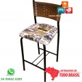 🌟 Conhe�a a cole��o de Banquetas DO 325 com design industrial moderno e acabamento sofisticado. Fabricadas em a�o carbono de alta resist�ncia, essas banquetas combinam conforto, durabilidade e eleg�ncia em cada detalhe. O encosto em junco sint�tico proporciona um visual contempor�neo e acolhedor, enquanto o assento estofado oferece maior conforto para o uso di�rio. Dispon�veis em diversas op��es de cores, acabamentos e revestimentos, s�o ideais para cozinhas, �reas gourmet, bares, restaurantes e ambientes de conviv�ncia que valorizam estilo e funcionalidade. 🌟